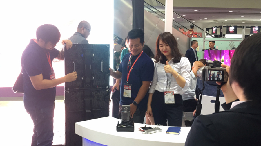 lewin乐玩光电深圳LED展